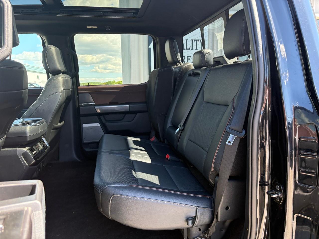 2021 Ford F-150 Lariat 4WD SuperCrew 5.5' Box Photo