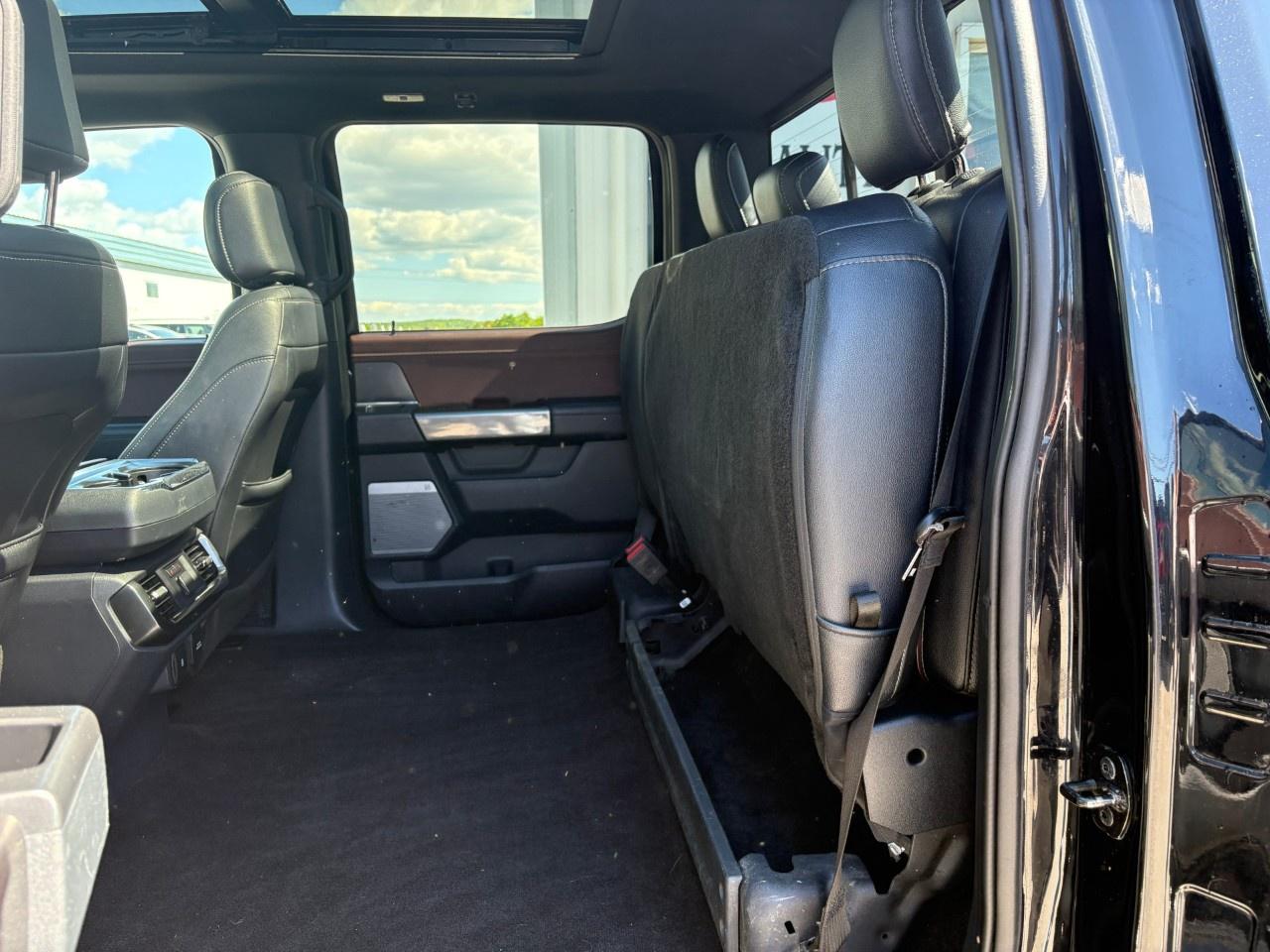 2021 Ford F-150 Lariat 4WD SuperCrew 5.5' Box Photo