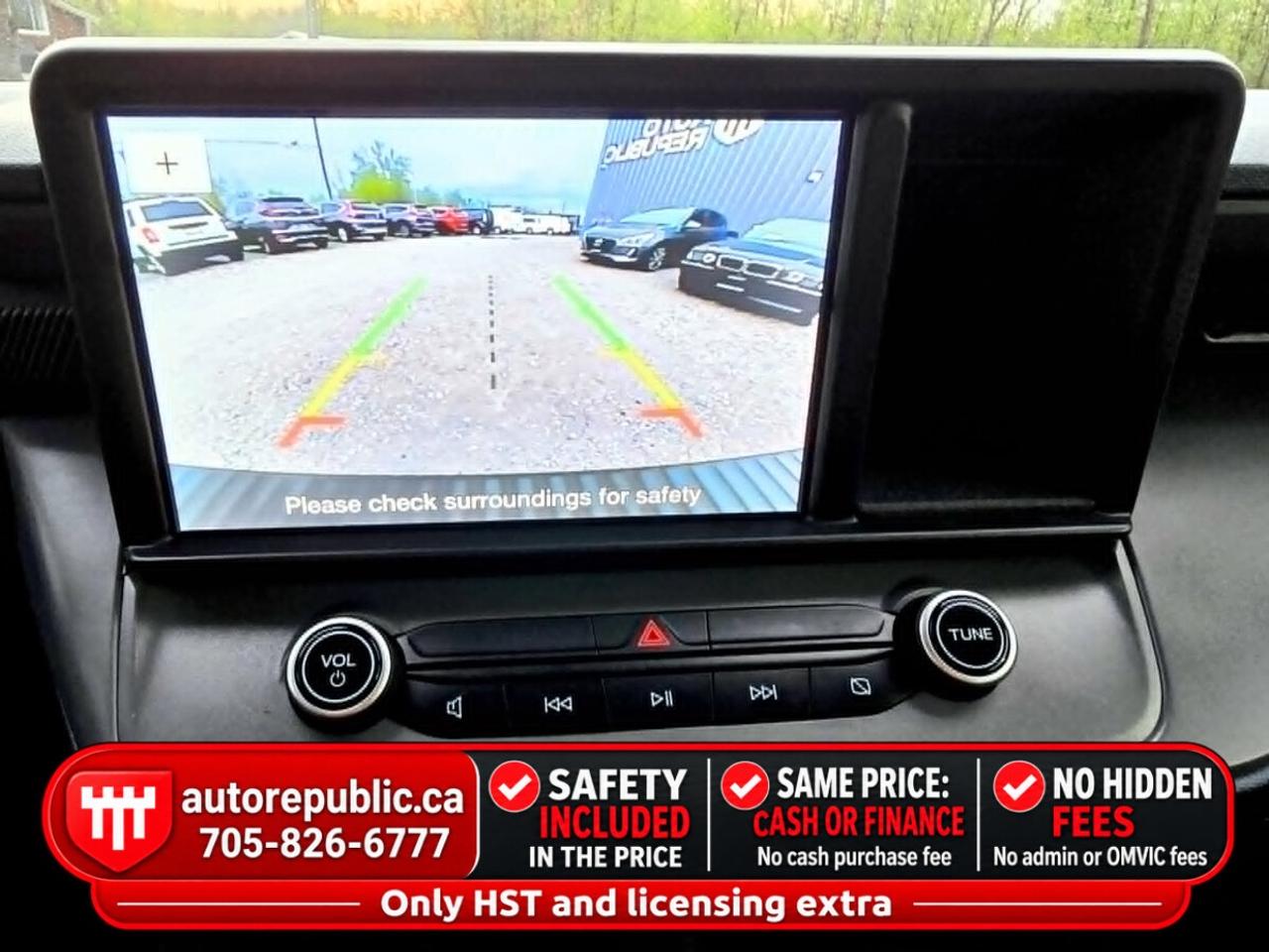 2023 Ford Maverick XLT AWD Certified Well Maintained Photo