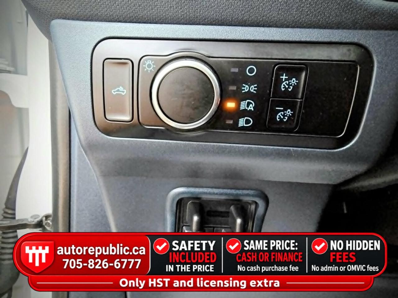 2023 Ford Maverick XLT AWD Certified Well Maintained Photo