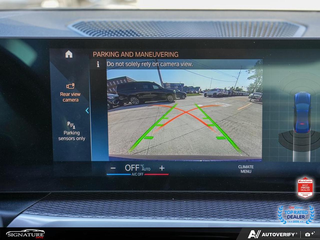 2024 BMW 3 Series 330i xDrive Photo
