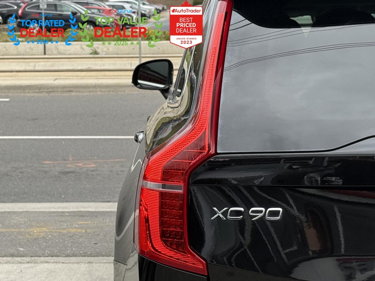 2016 Volvo XC90 MOMENTUM | PANO | 7 SEATER | LOADED Photo