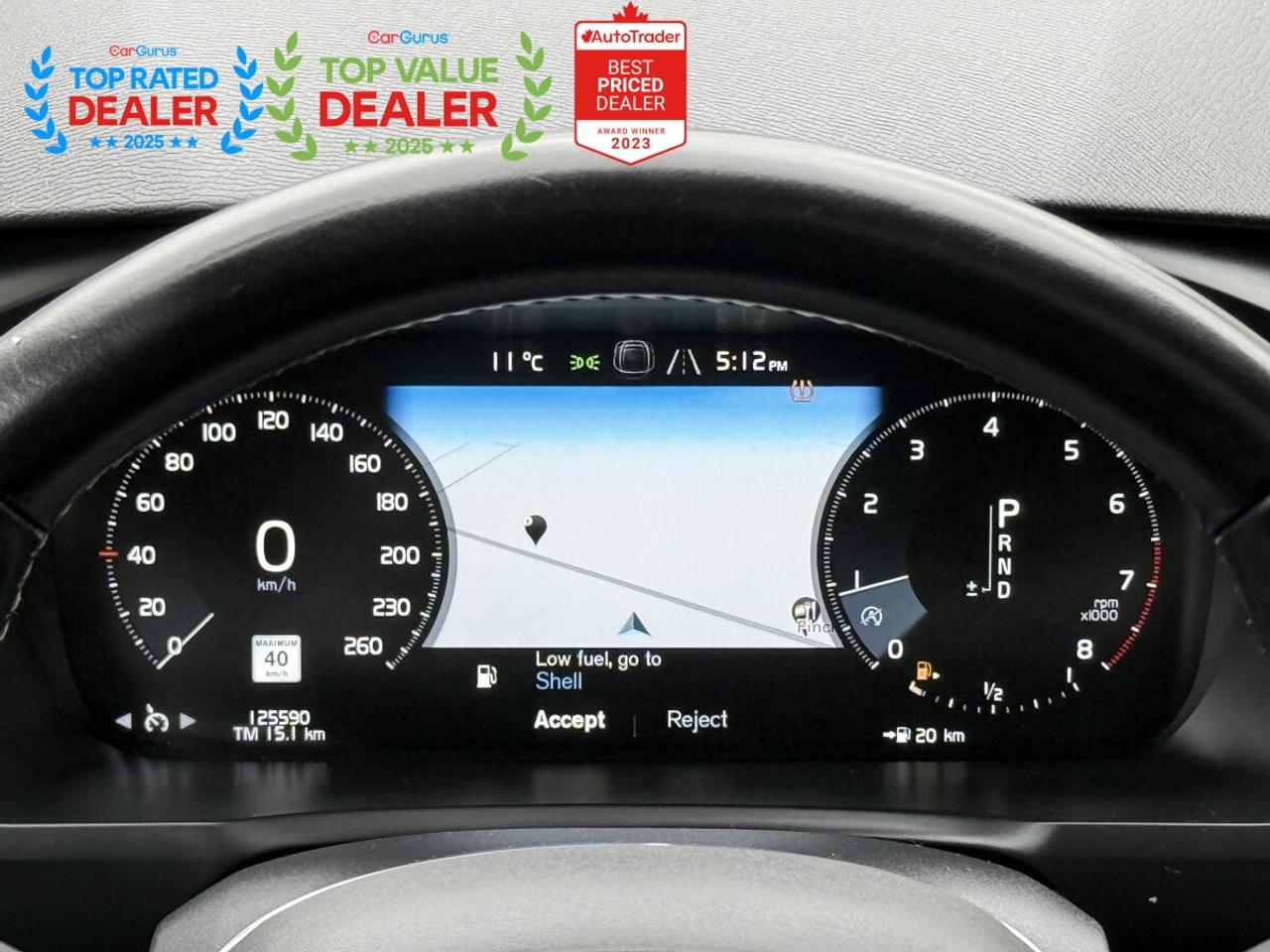 2016 Volvo XC90 MOMENTUM | PANO | 7 SEATER | LOADED Photo