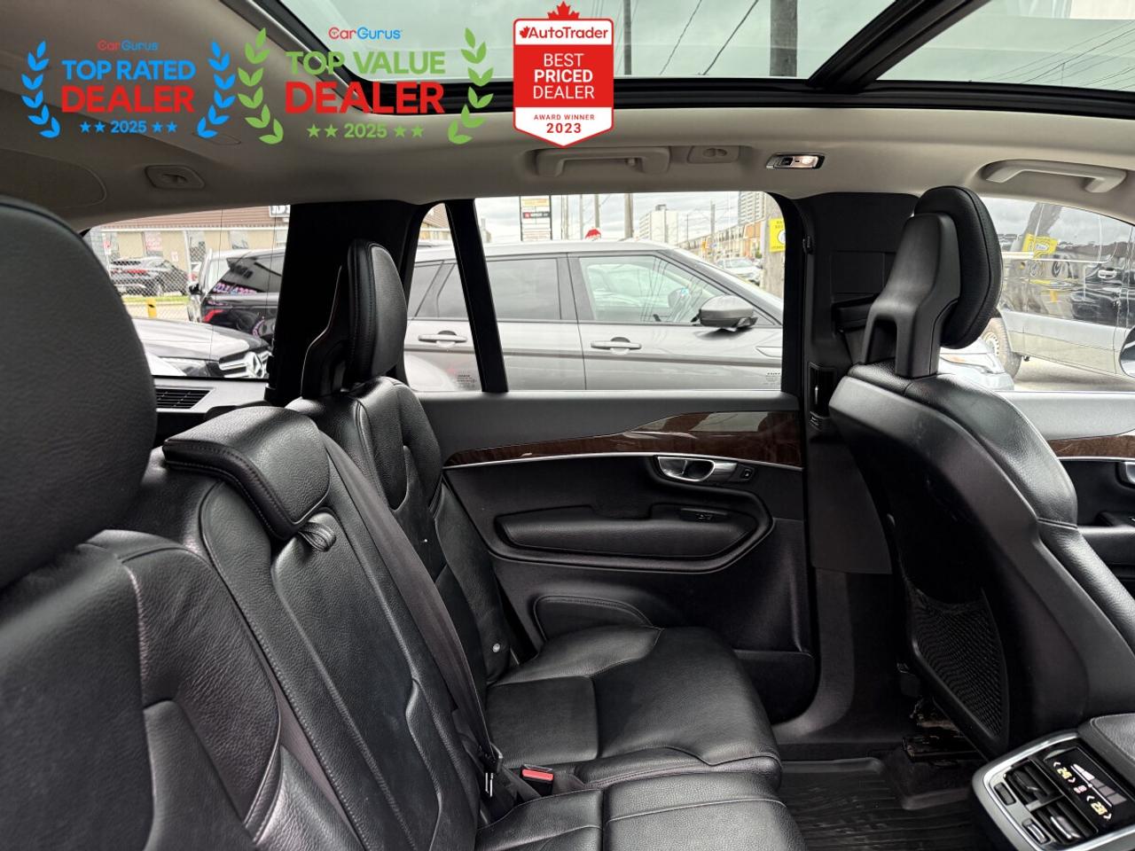 2016 Volvo XC90 MOMENTUM | PANO | 7 SEATER | LOADED Photo