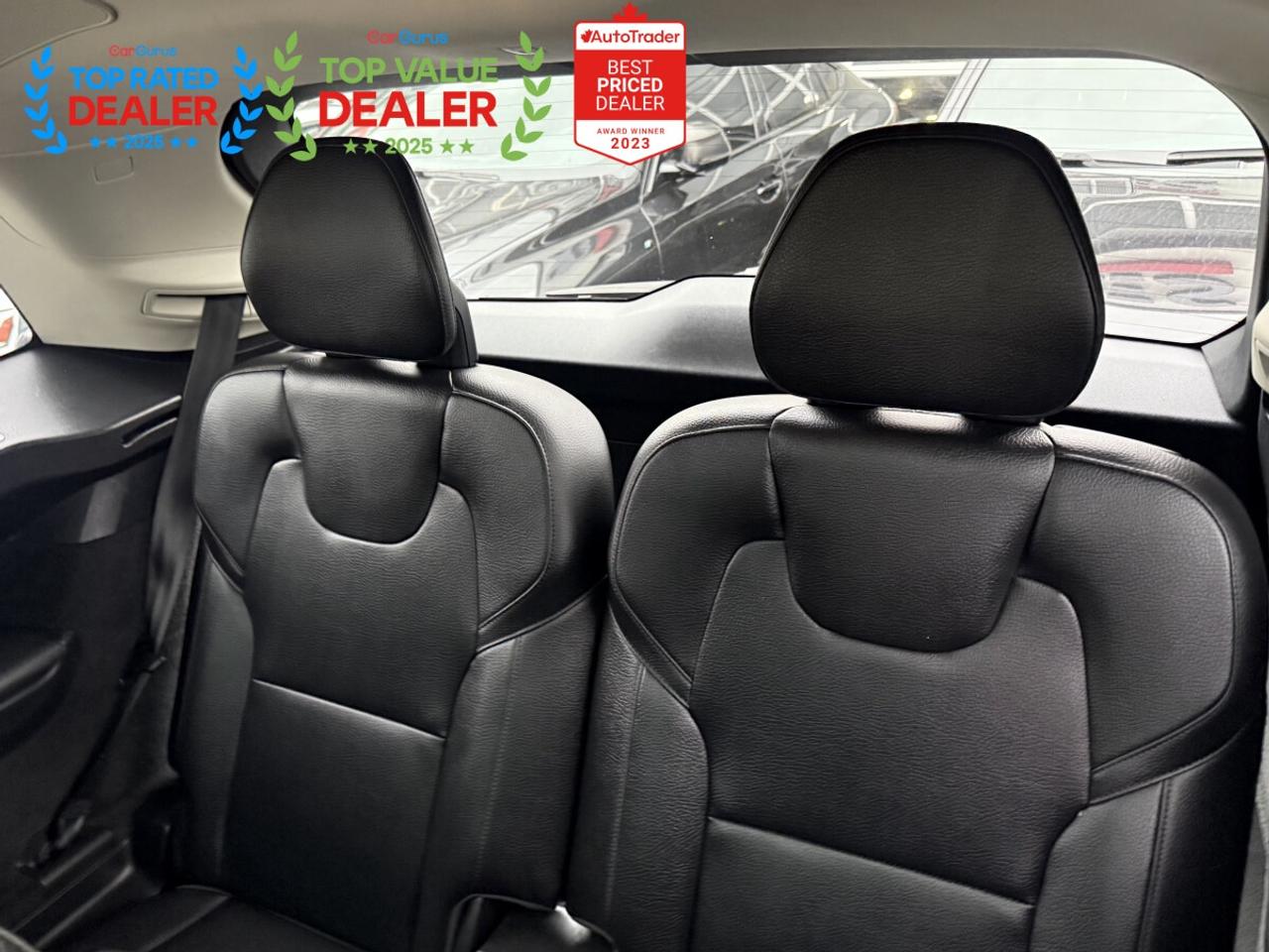 2016 Volvo XC90 MOMENTUM | PANO | 7 SEATER | LOADED Photo