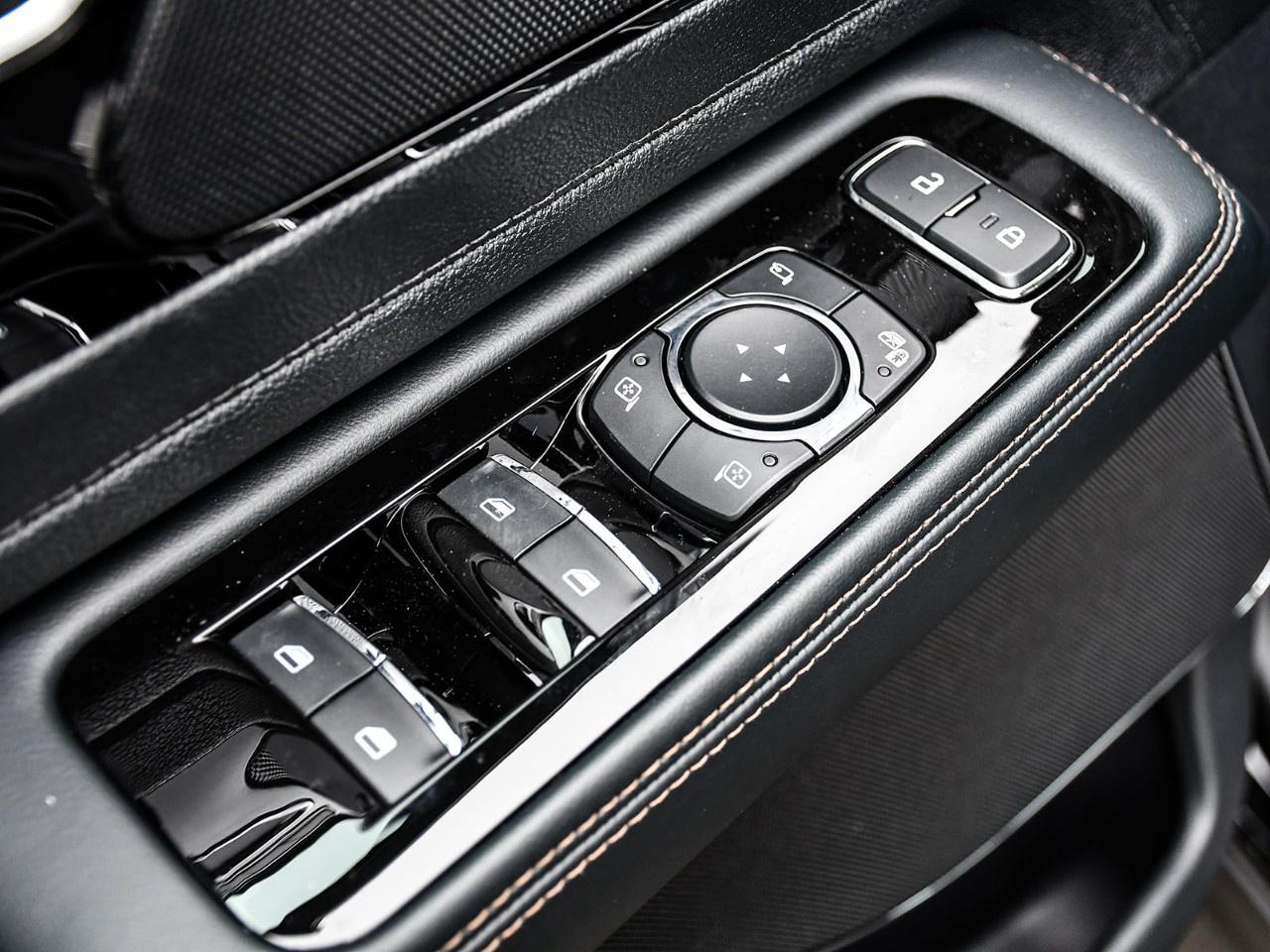 2026 Lincoln Aviator Reserve AWD Photo