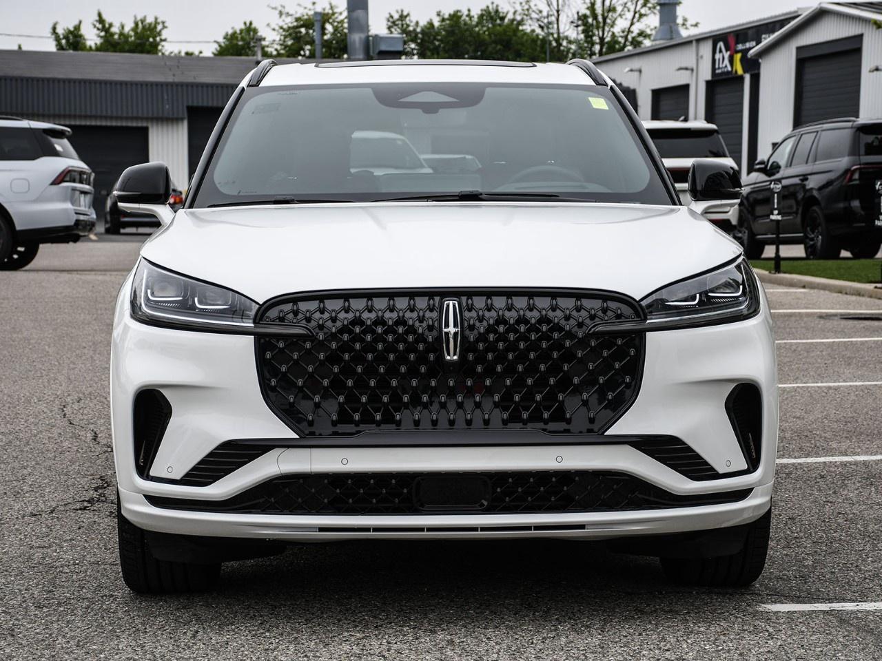 2026 Lincoln Aviator Reserve AWD Photo