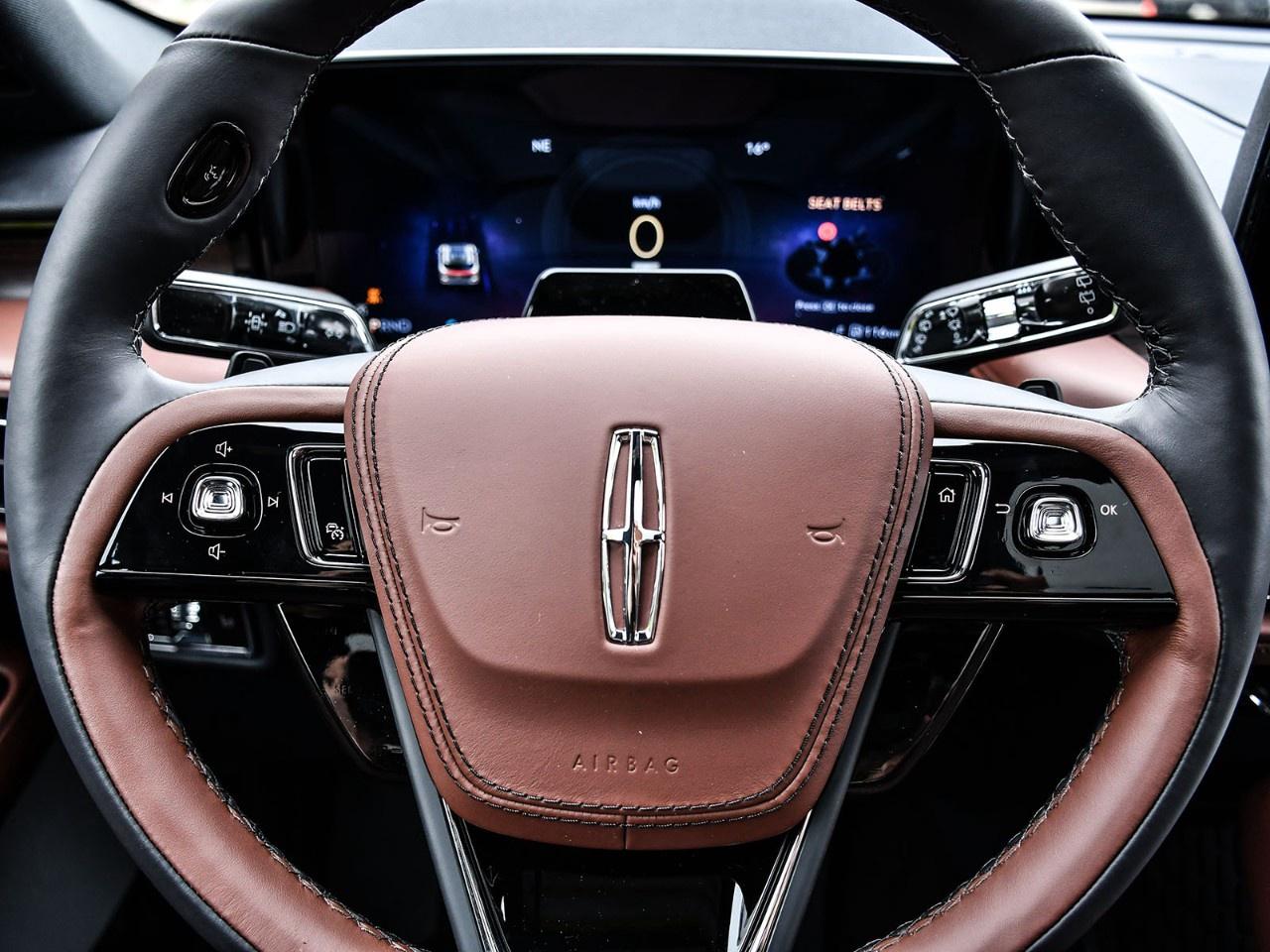 2026 Lincoln Aviator Reserve AWD Photo