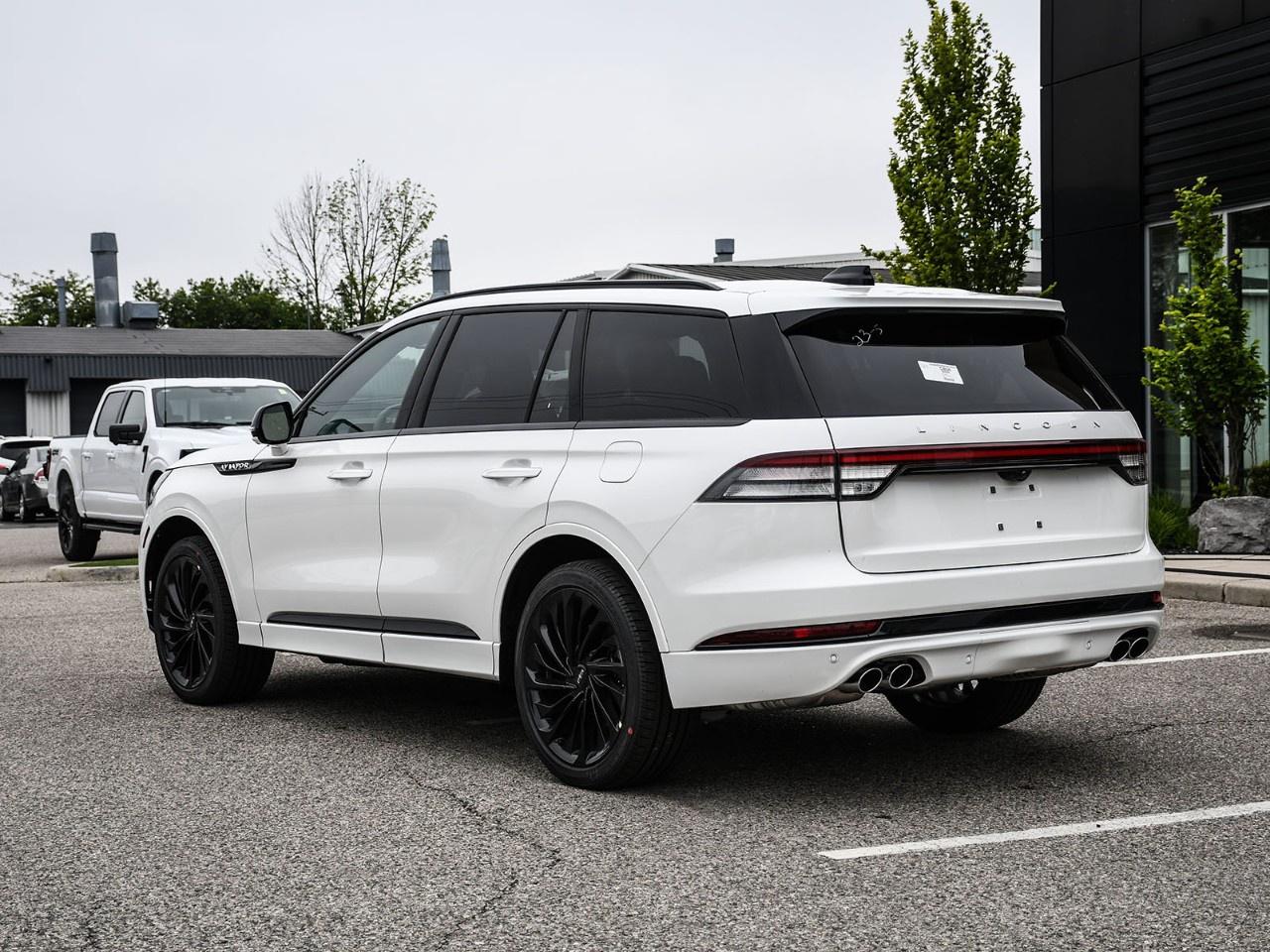 2026 Lincoln Aviator Reserve AWD Photo