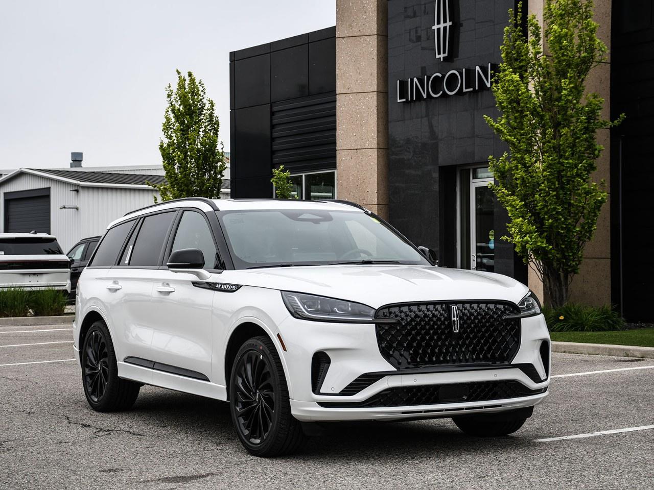 2026 Lincoln Aviator Reserve AWD Photo
