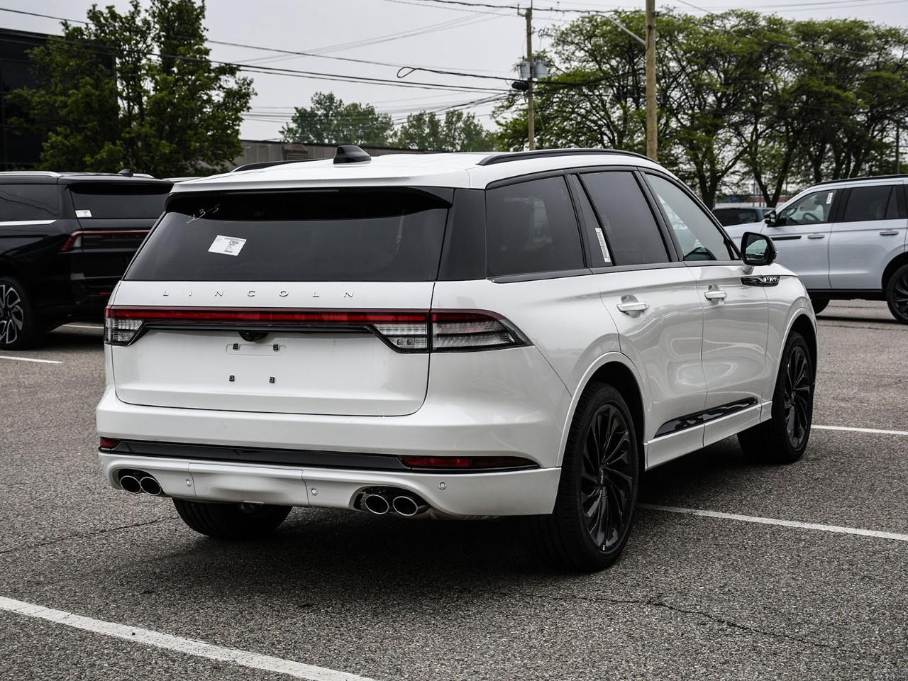 2026 Lincoln Aviator Reserve AWD Photo