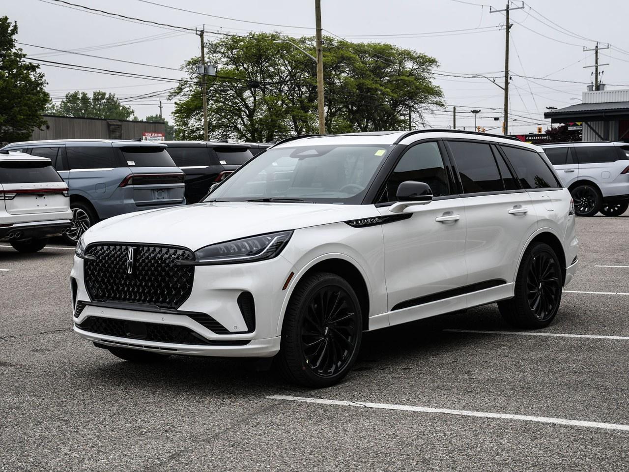 2026 Lincoln Aviator Reserve AWD Photo