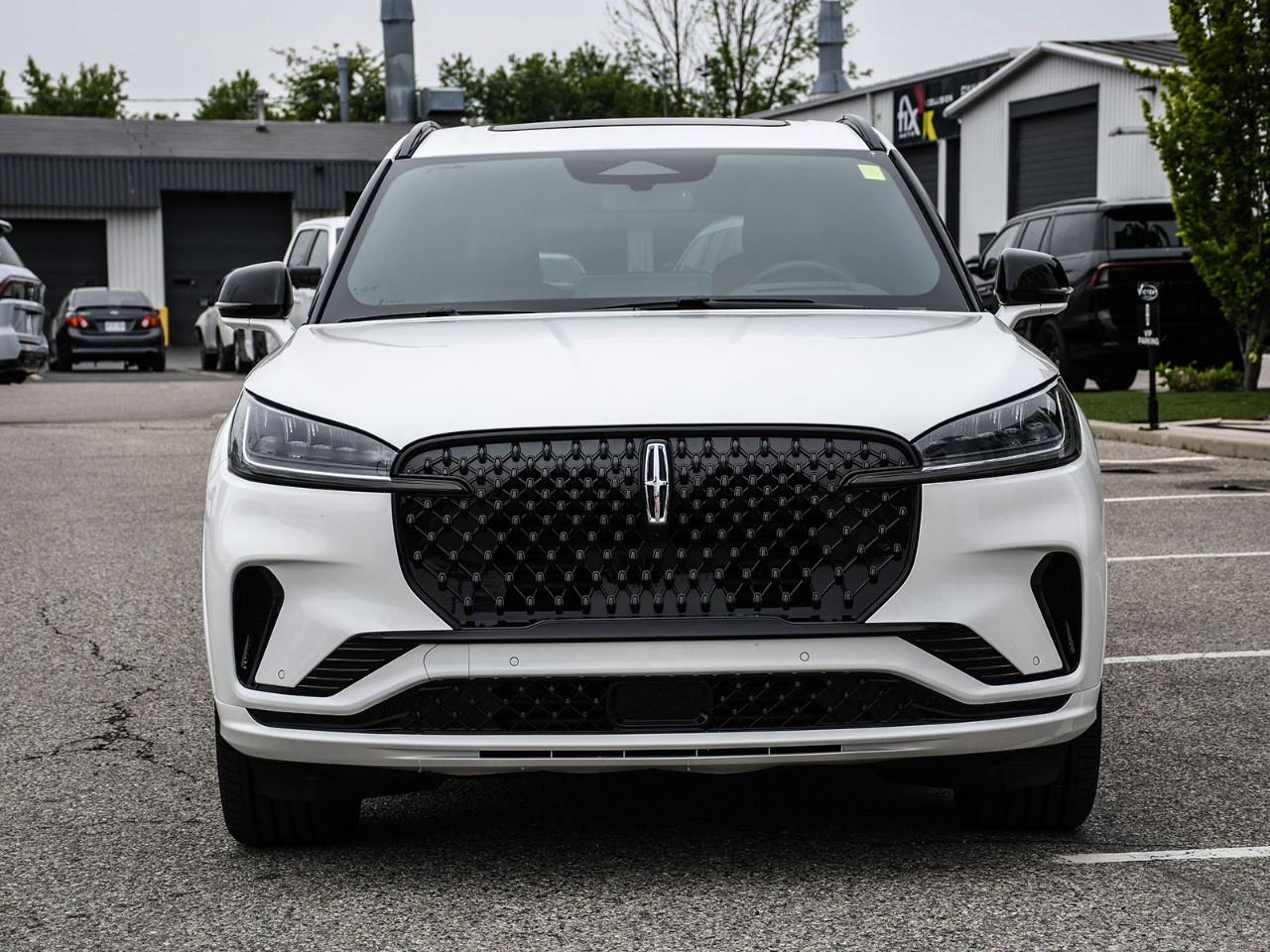 2026 Lincoln Aviator Reserve AWD Photo