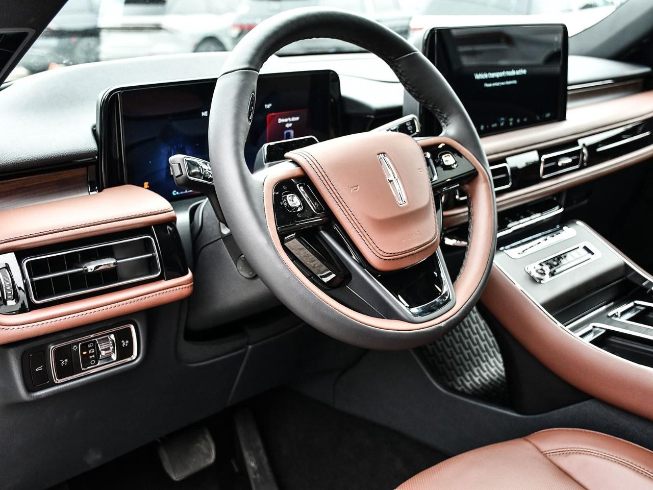 2026 Lincoln Aviator Reserve AWD Photo