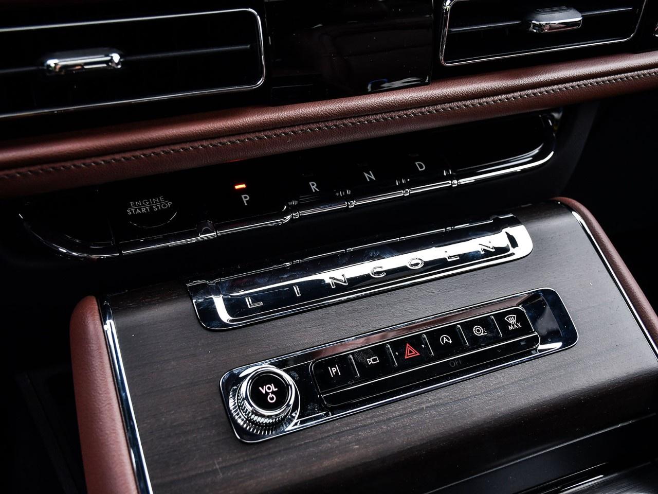 2026 Lincoln Aviator Reserve AWD Photo