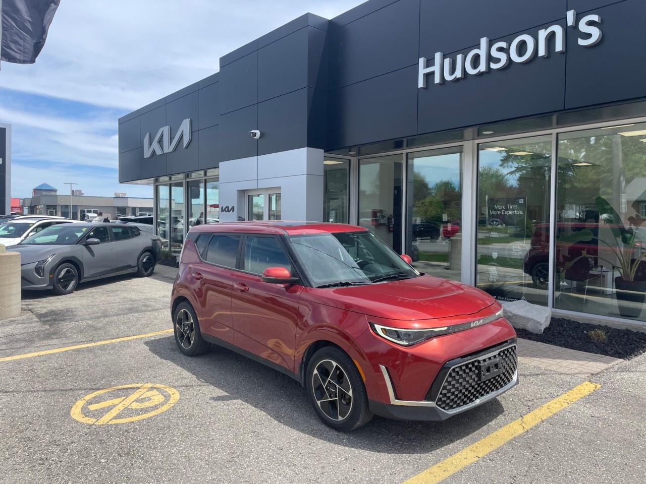 2023 Kia Soul EX IVT Photo0