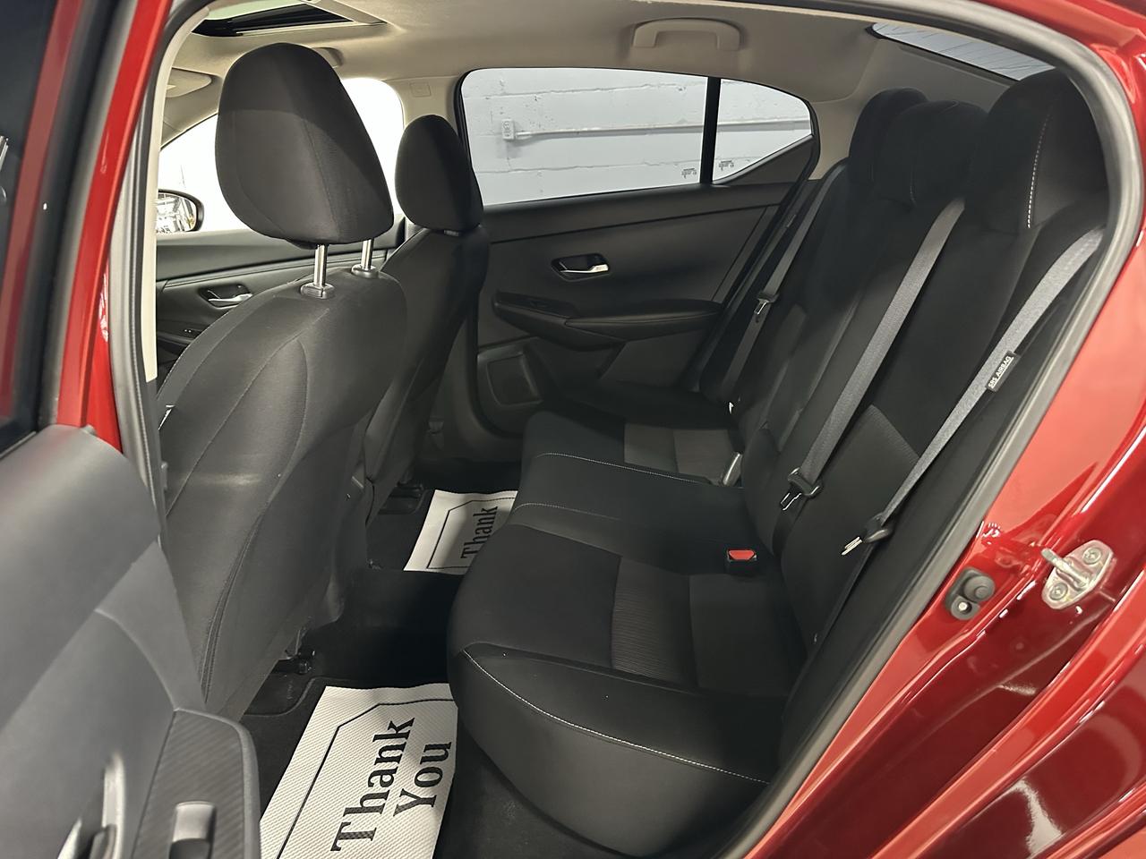 2022 Nissan Sentra SV | CLEAN CARFAX | SUNROOF | REMOTE START Photo9
