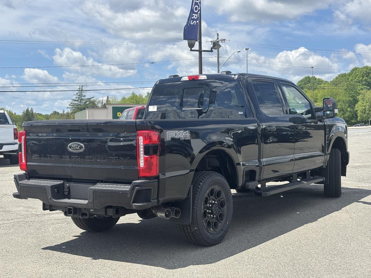2026 Ford F-250 Super Duty SRW XLT 4WD CREW CAB 6.75' BOX Photo2