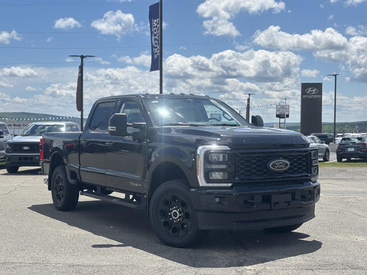 2026 Ford F-250 Super Duty SRW XLT 4WD CREW CAB 6.75' BOX