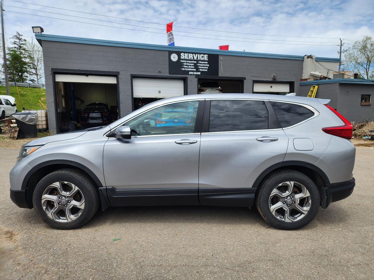 2019 Honda CR-V EX l AWD l Clean Carfax l Great Condition l Photo