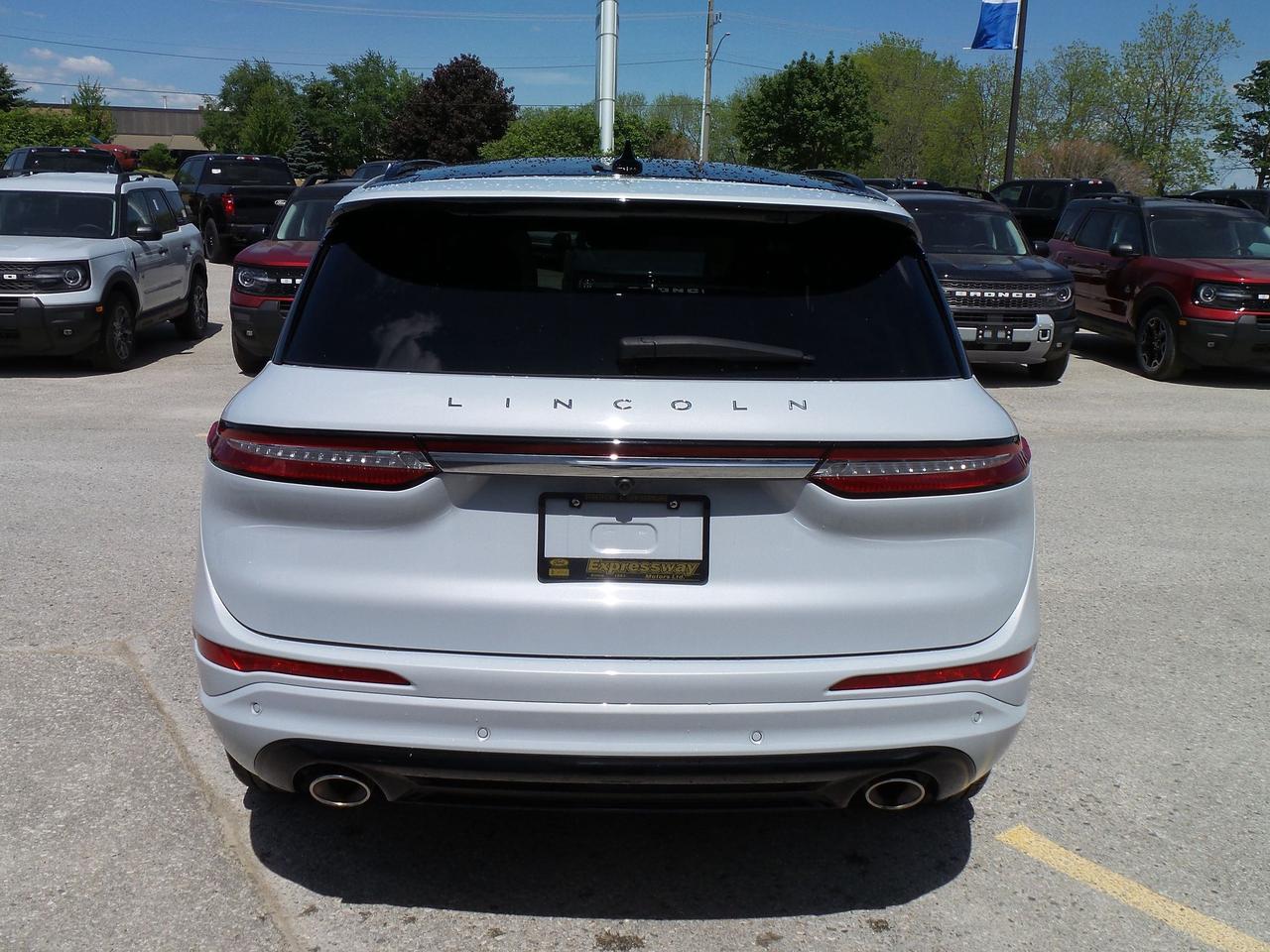 2025 Lincoln Corsair LOADED GT! 360-CAM, HEATED WHEEL, HTD/VENT SEATS! Photo