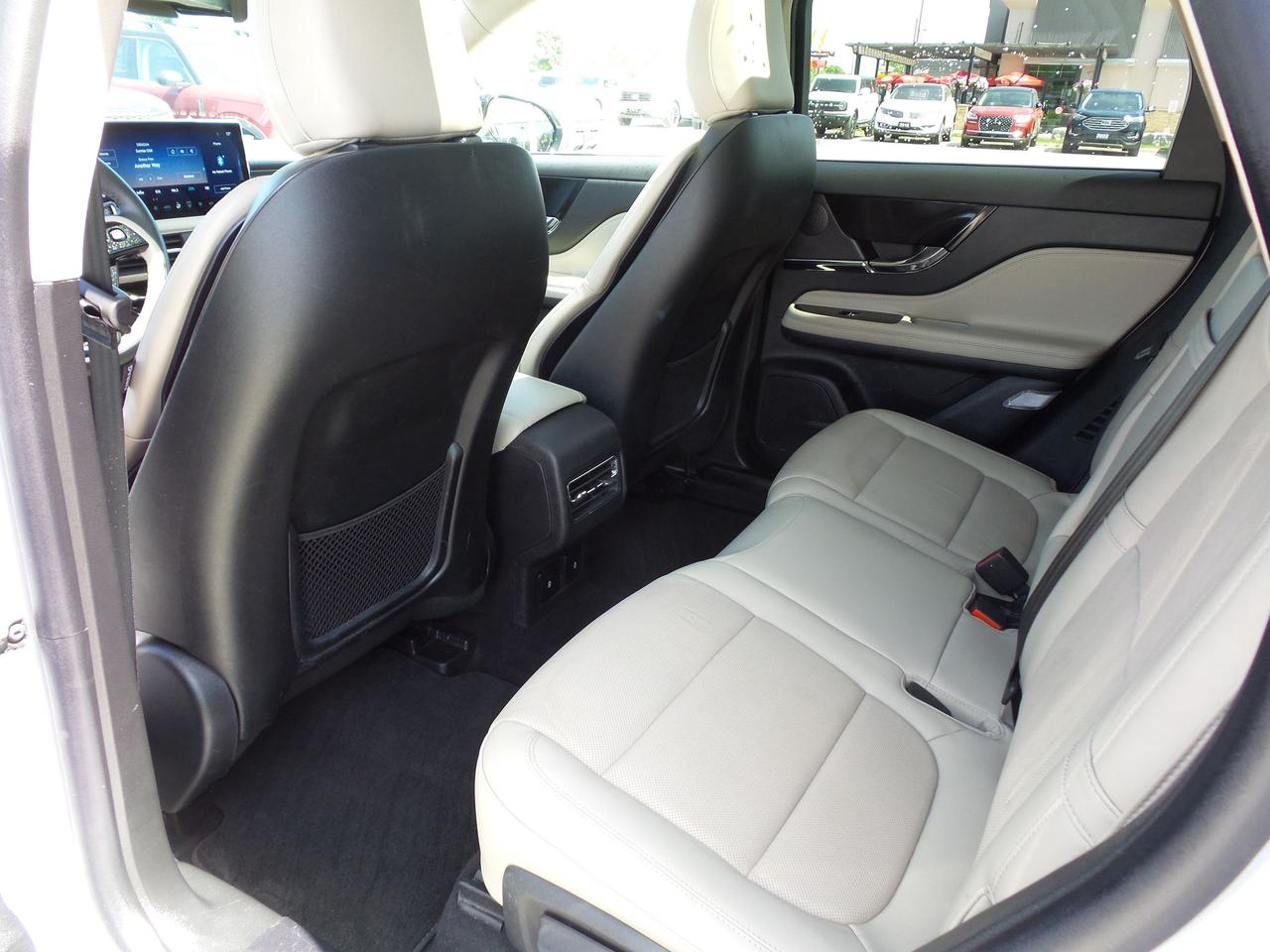 2025 Lincoln Corsair LOADED GT! 360-CAM, HEATED WHEEL, HTD/VENT SEATS! Photo