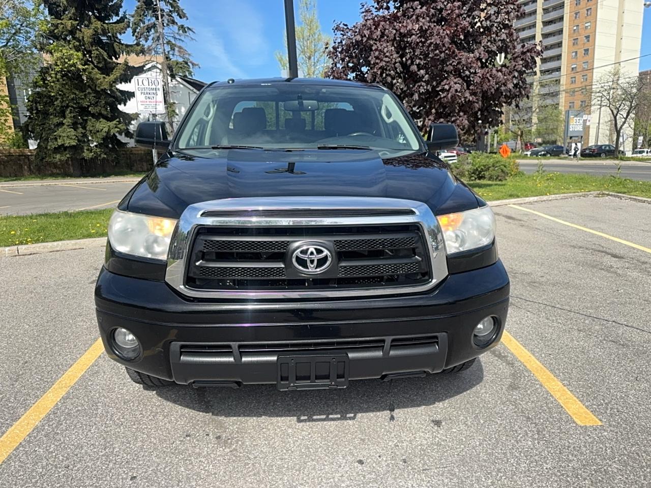 2012 Toyota Tundra SR5 Photo