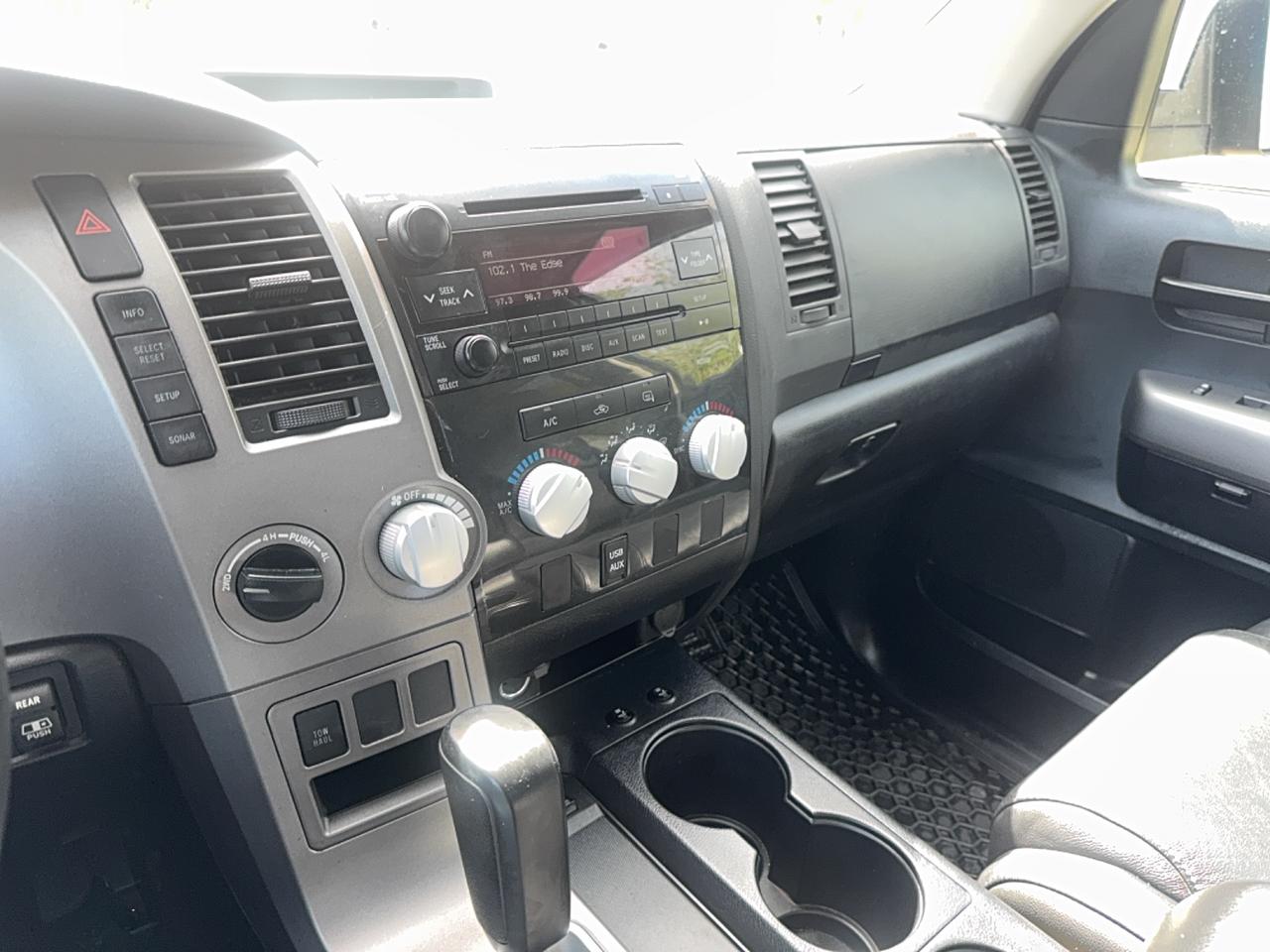 2012 Toyota Tundra SR5 Photo