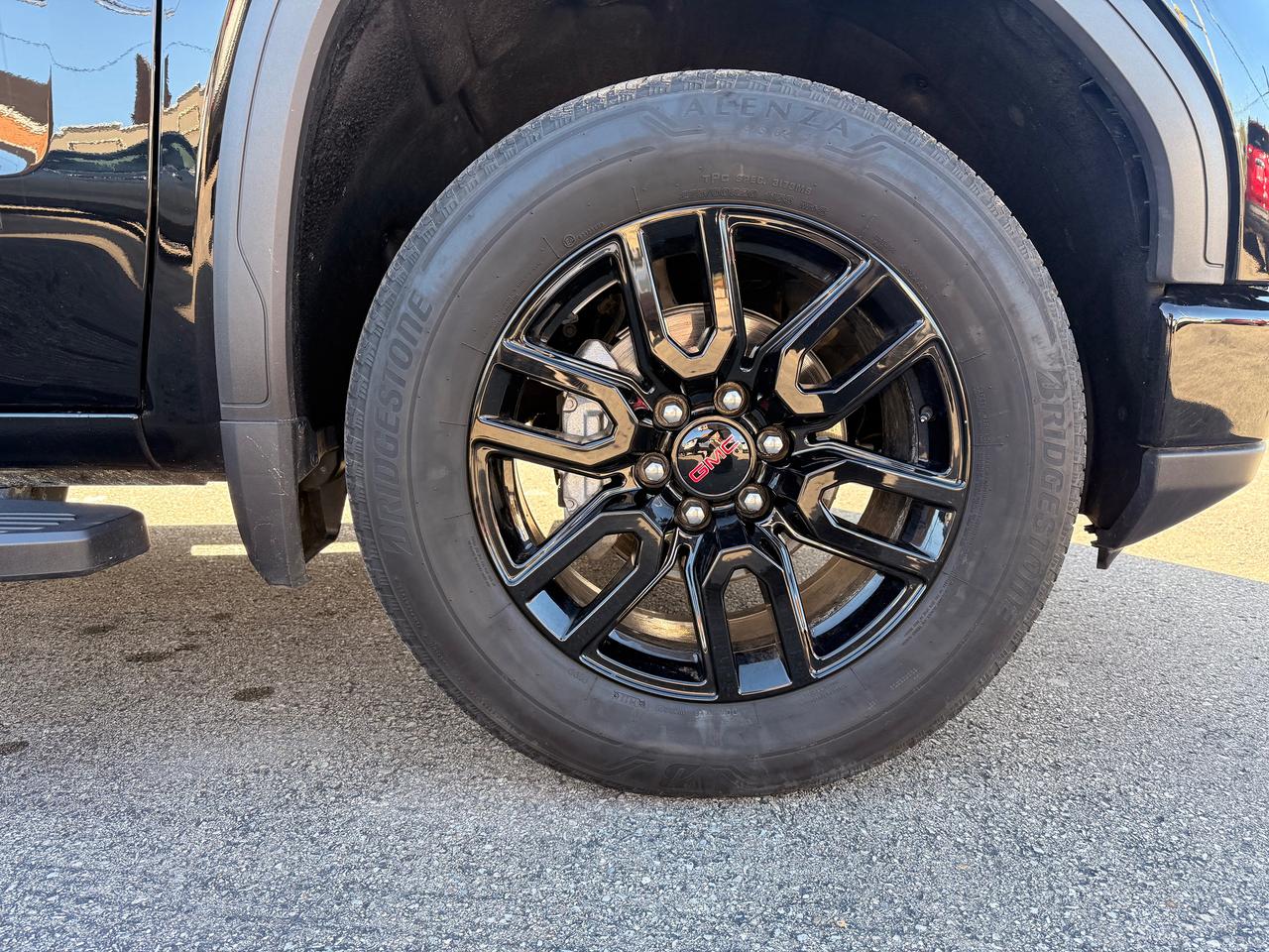 2024 GMC Sierra 1500 ELEVATION Photo