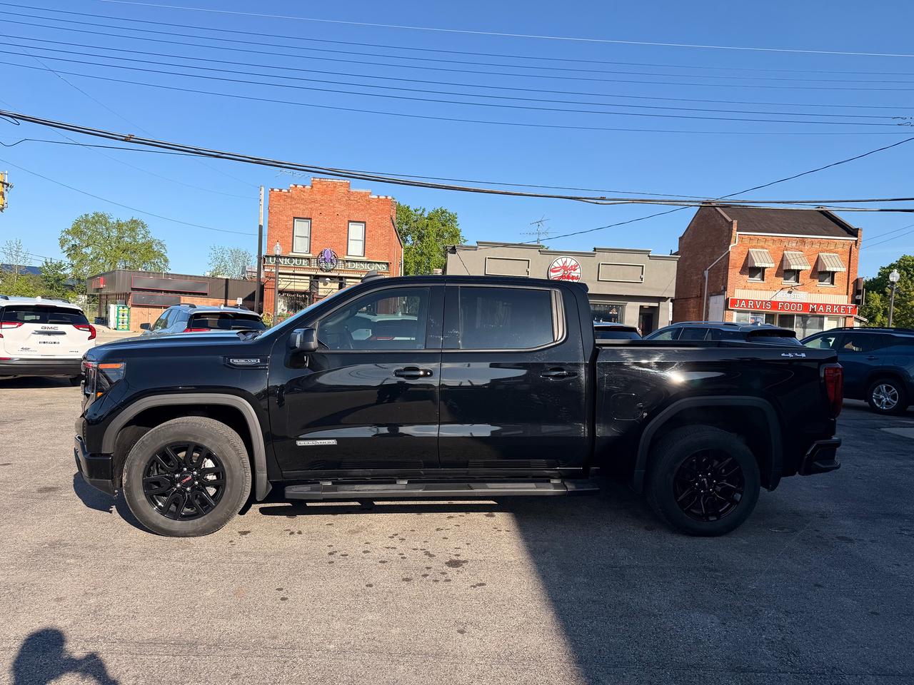2024 GMC Sierra 1500 ELEVATION Photo