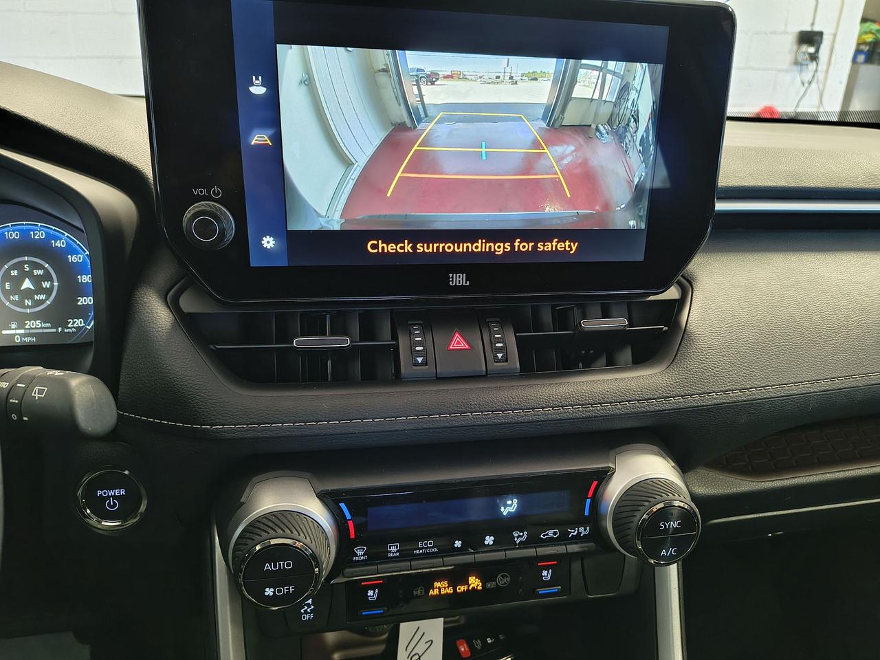2024 Toyota RAV4 Hybrid Limited Photo