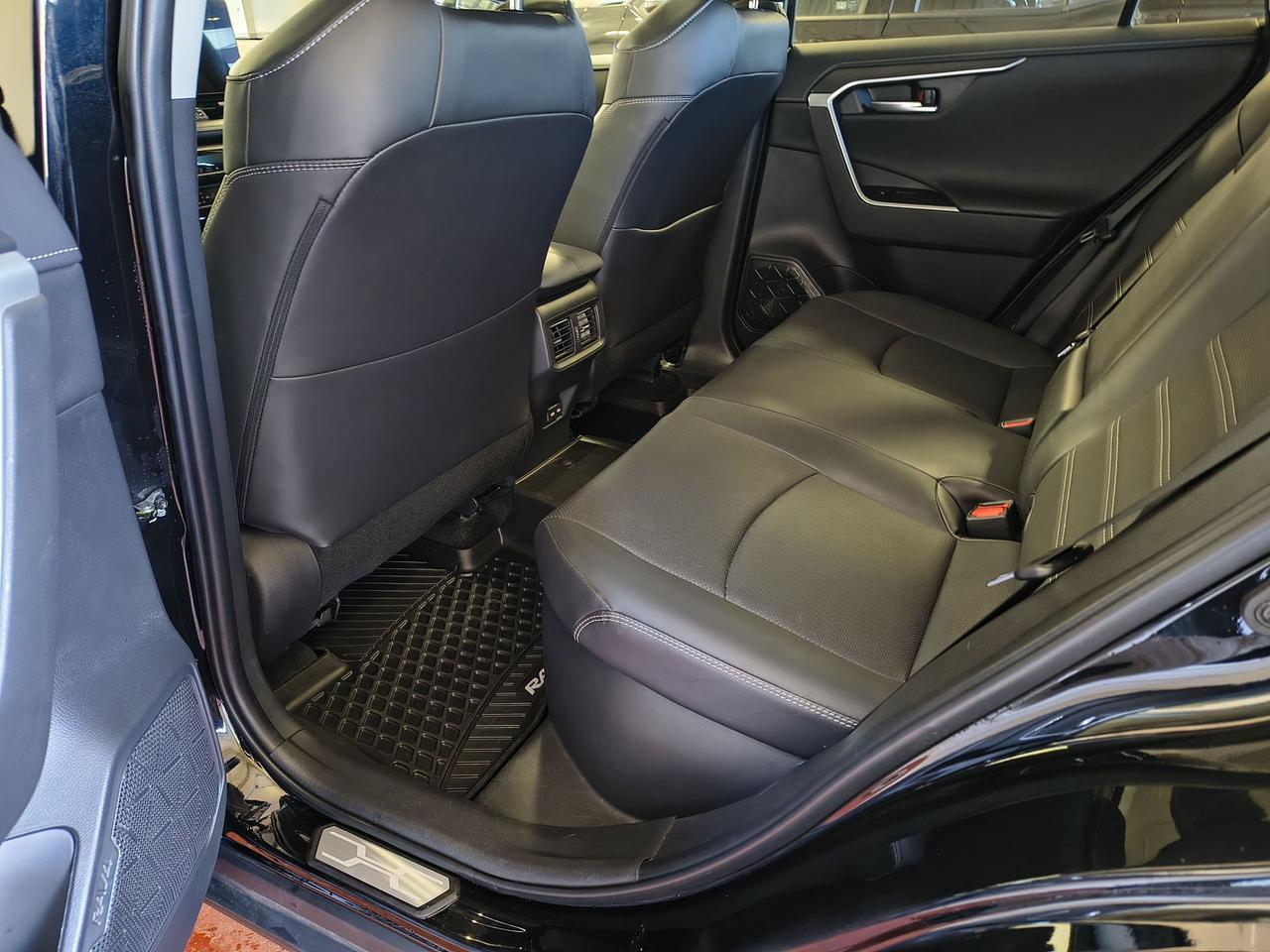 2024 Toyota RAV4 Hybrid Limited Photo