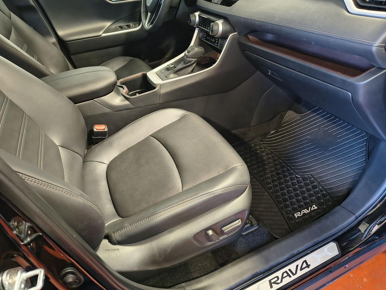 2024 Toyota RAV4 Hybrid Limited Photo