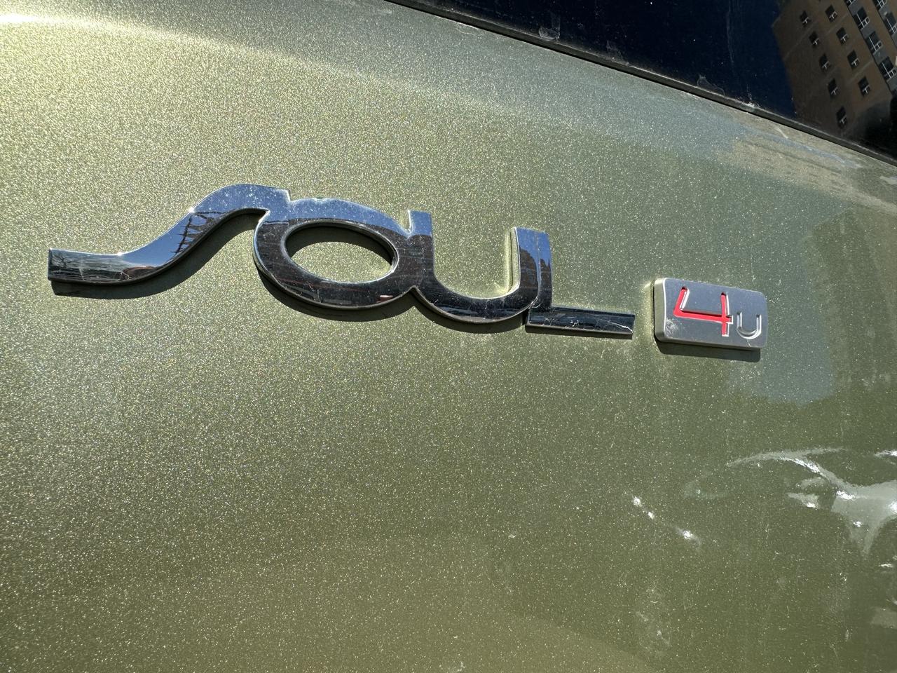 2010 Kia Soul 5dr Wgn Auto Photo3