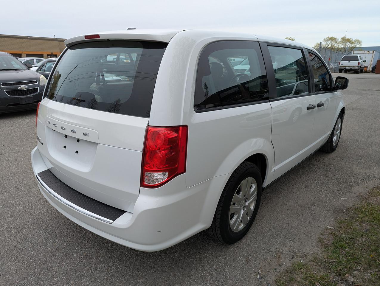 2018 Dodge Grand Caravan "Clean NO ACCIDENTS" certified + FREE 6M warranty Photo