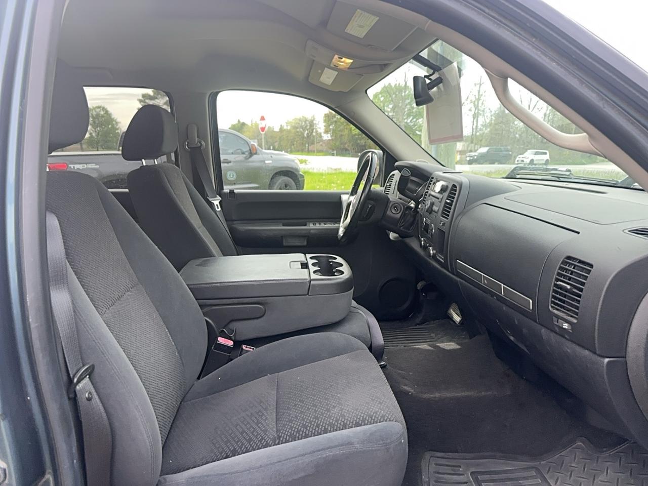 2007 Chevrolet Silverado 1500 LT Photo
