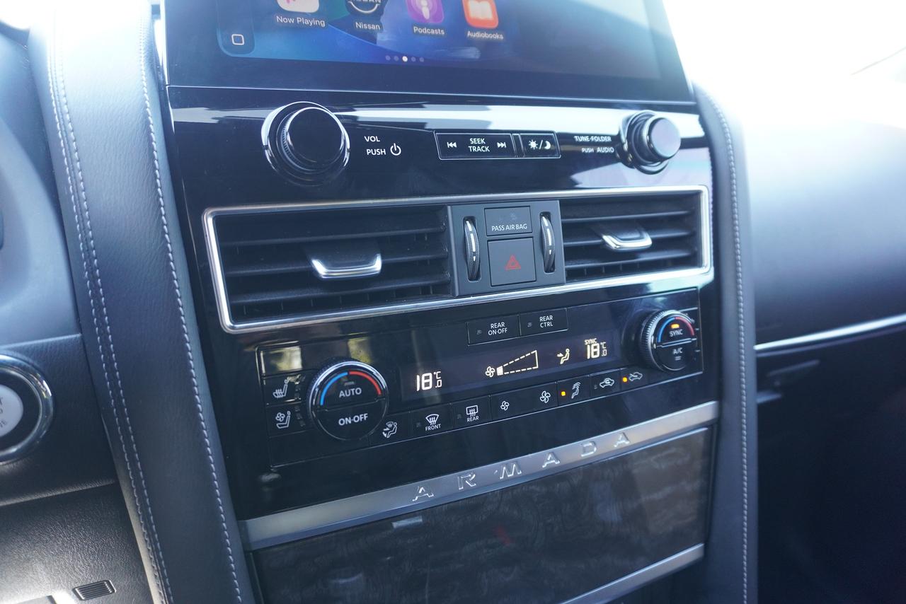 2021 Nissan Armada PLATINUM/ 1 OWNER/ NO ACCIDENTS/ 7 PASSENGER/DVD'S Photo