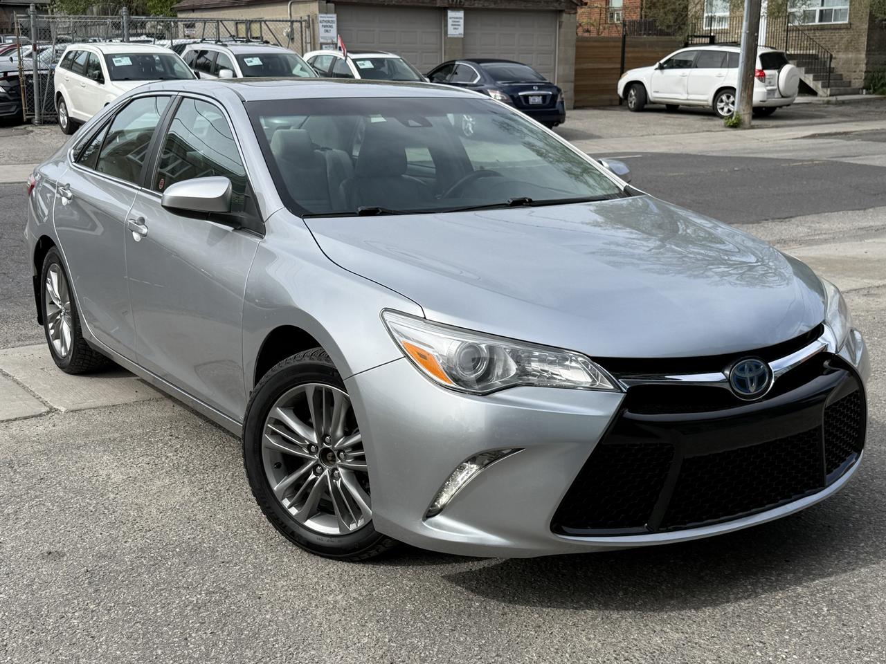 2017 Toyota Camry XLE Photo