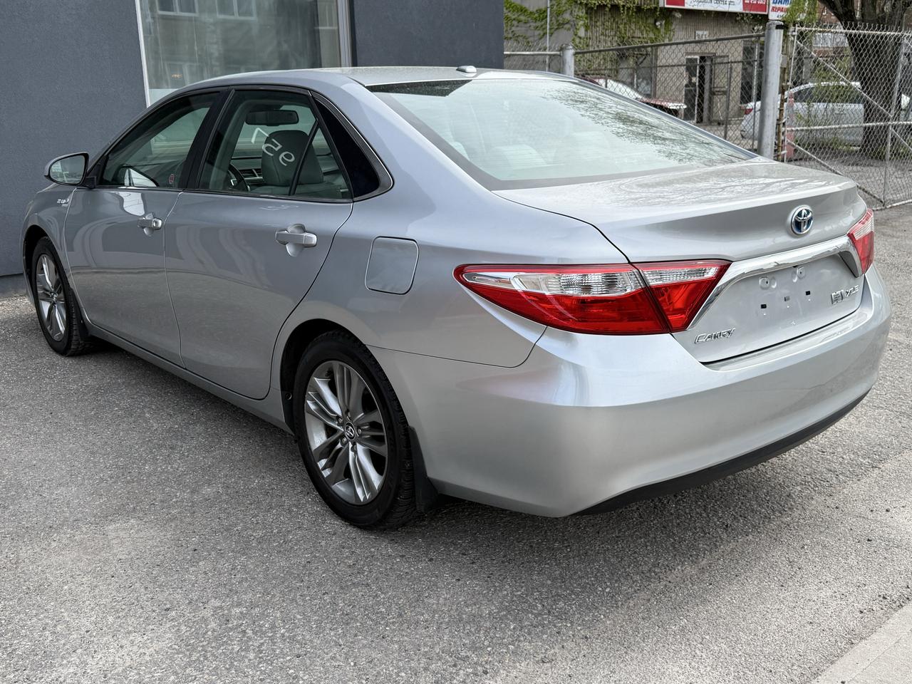 2017 Toyota Camry XLE Photo