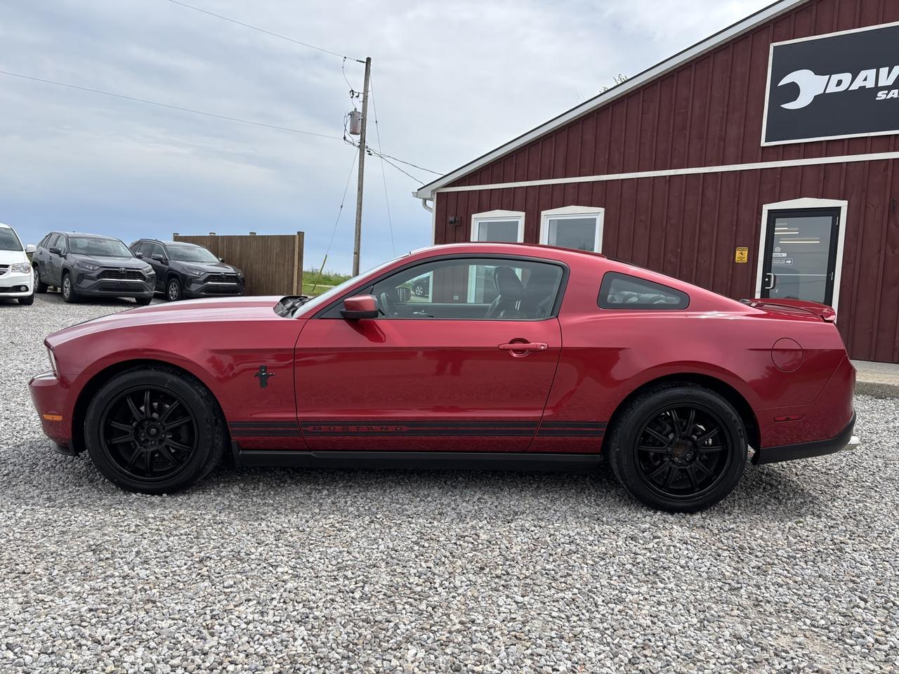 2010 Ford Mustang V6 Coupe Photo