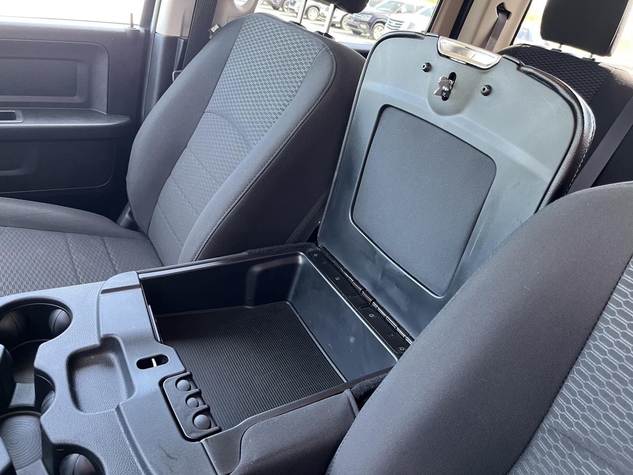 2020 RAM 1500 Classic SLT ~CLEAN CARFAX!~ Photo