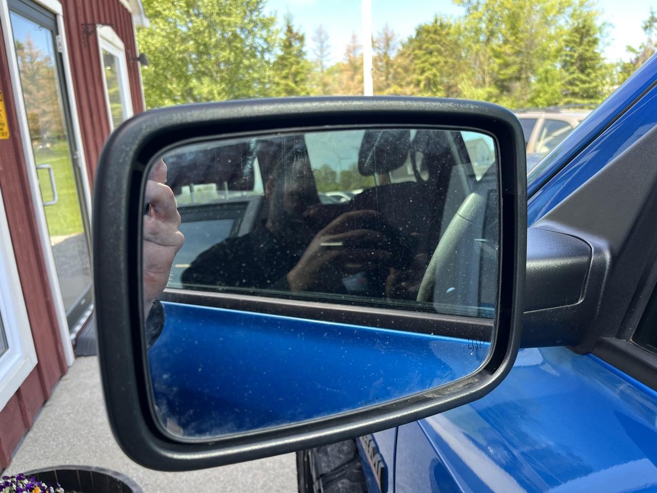 2020 RAM 1500 Classic SLT ~CLEAN CARFAX!~ Photo