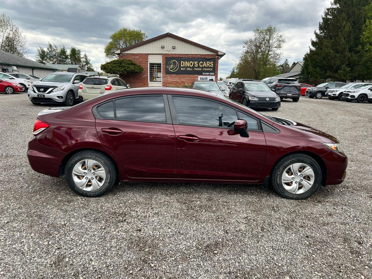2014 Honda Civic 4dr Man LX CERTIFIED Photo