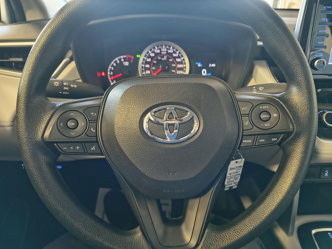 2022 Toyota Corolla Cross L FWD Photo0
