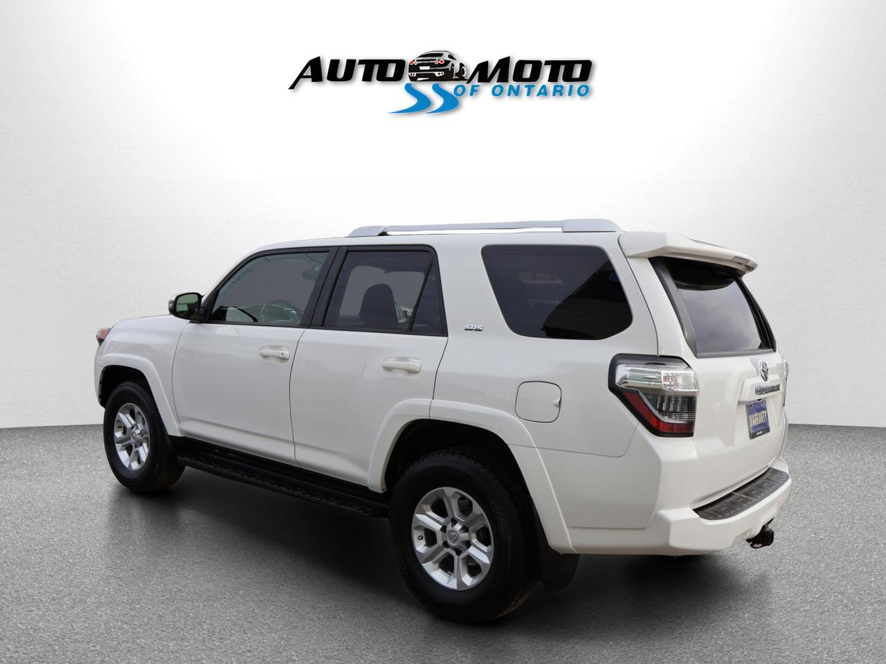 2018 Toyota 4Runner SR5 4WD CERTIFIED *ACCIDENT FREE*7 SEATS* CAMERA NAV BLUETOOTH LEATHER HEATED SEATS SUNROOF CRUISE ALLOYS Photo