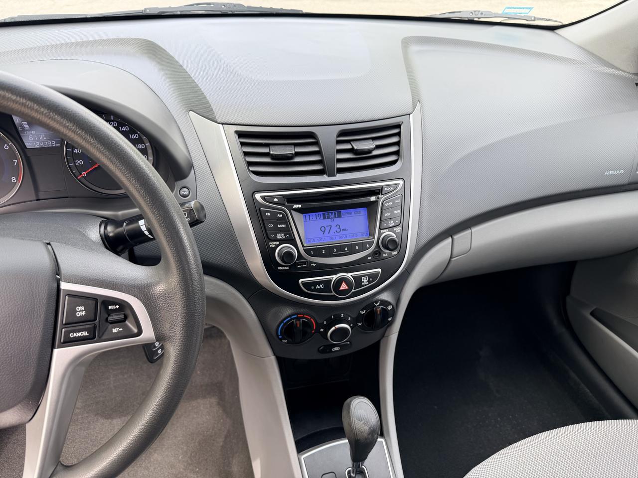 2012 Hyundai Accent SEDAN | A/C | CLEAN CARFAX Photo