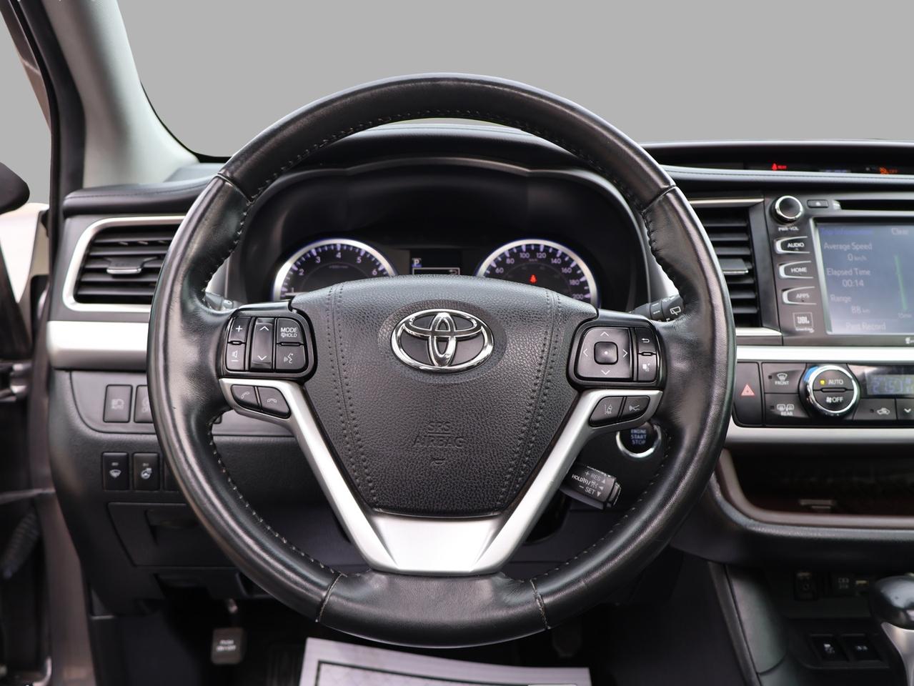 2019 Toyota Highlander LIMITED V6 AWD CERTIFIED *SERVICE RECORDS*7 SEATS* CAMERA NAV BLUETOOTH LEATHER HEATED SEATS PANO ROOF CRUISE ALLOYS Photo