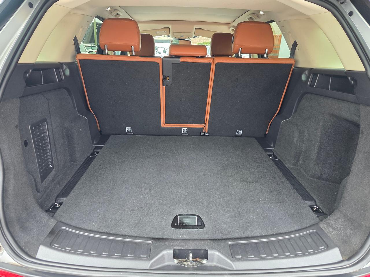 2015 Land Rover Discovery Sport HSE Luxury 4WD Photo