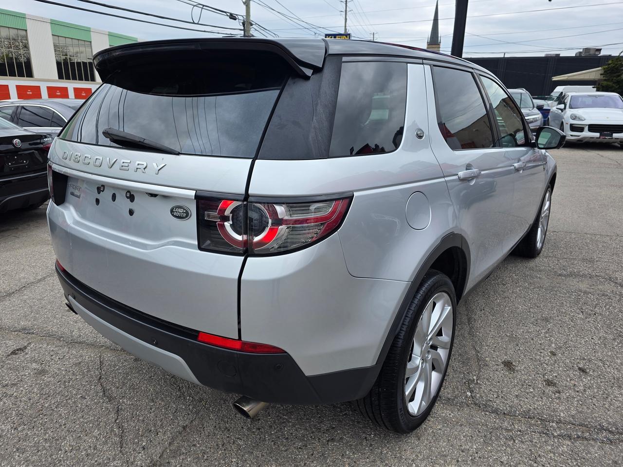 2015 Land Rover Discovery Sport HSE Luxury 4WD Photo