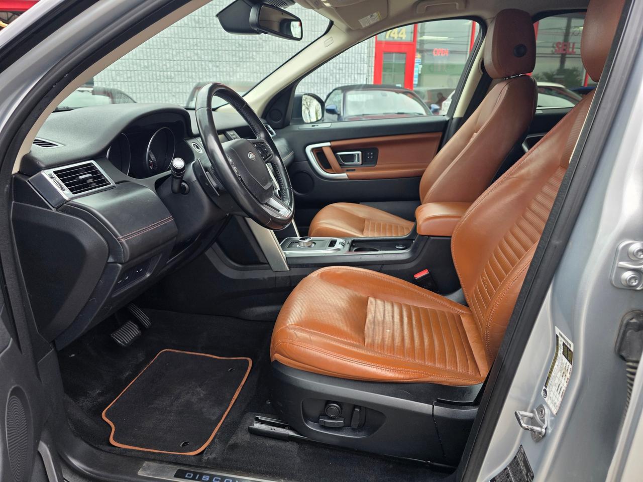 2015 Land Rover Discovery Sport HSE Luxury 4WD Photo